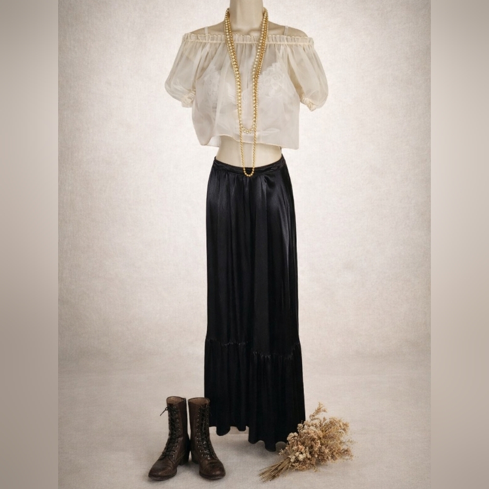 Vintage 1970s Jessica’s Gunnies Black Satin Prairie Maxi Skirt | Gunne Sax